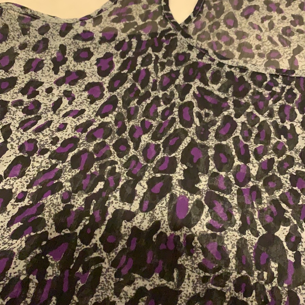 Sheer top - Picture 2 of 4